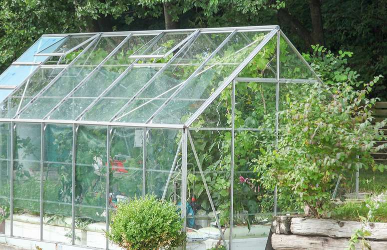 7 Principles of a super abundant, solar, year round greenhouse