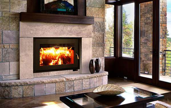 高效木材燃烧的壁炉和如何选择最好的